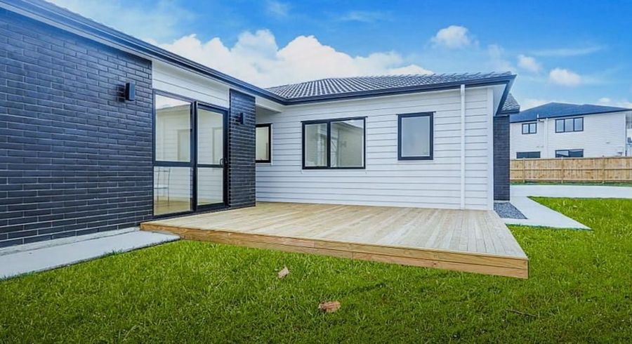  at 3 Rossbeg Lane, Flat Bush, Manukau City, Auckland