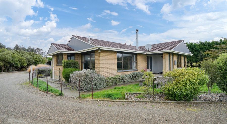  at 100 Otatara Road, New River Ferry
