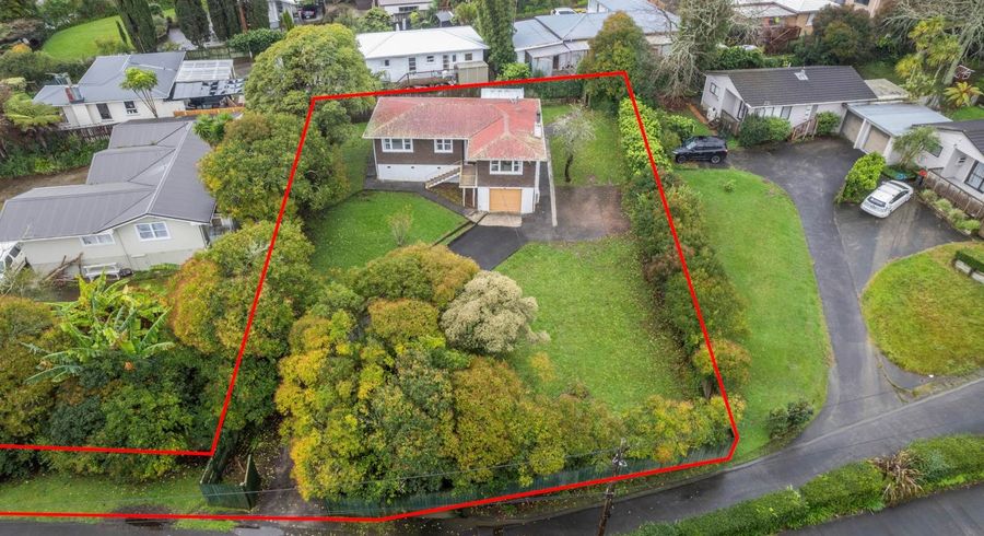  at 137 Edmonton Road, Te Atatu South, Waitakere City, Auckland