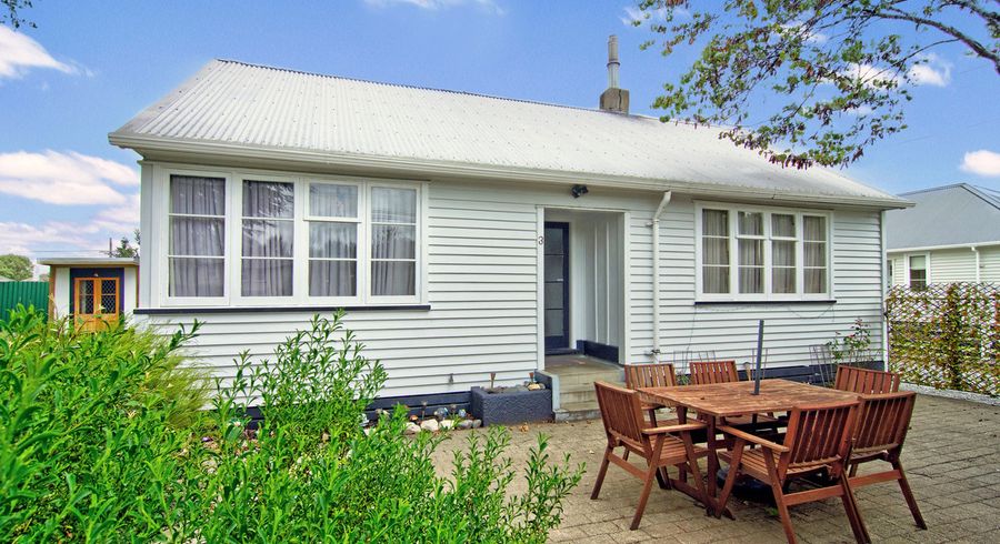  at 3 Montgomery Place, Lansdowne, Masterton