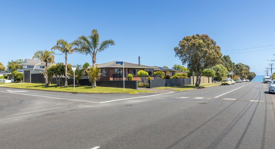  at 38 Wairau Road, Oakura