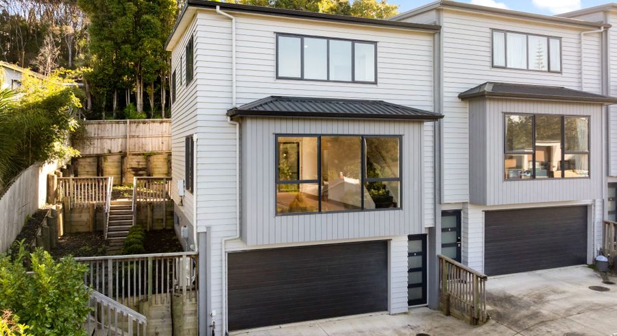  at 4/4 McQuoid Place, Glenfield, North Shore City, Auckland