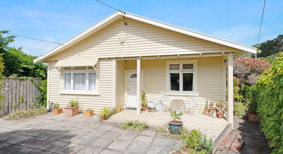  at 1/21 Sunshine Avenue, Karori, Wellington