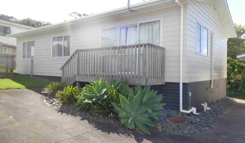  at 1/11 Mona Vale, West Harbour, Waitakere City, Auckland