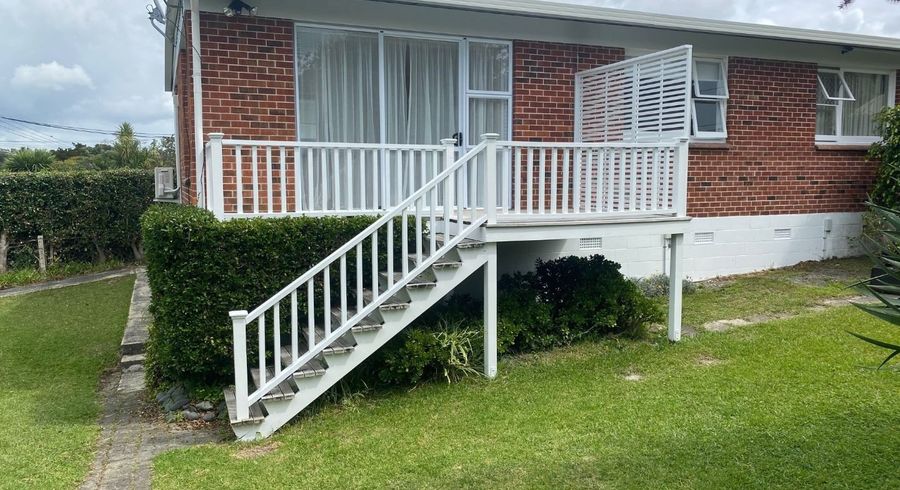  at 1/2 Scarboro Terrace, Murrays Bay, Auckland