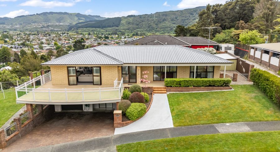  at 7 King Charles Drive, Kingsley Heights, Upper Hutt