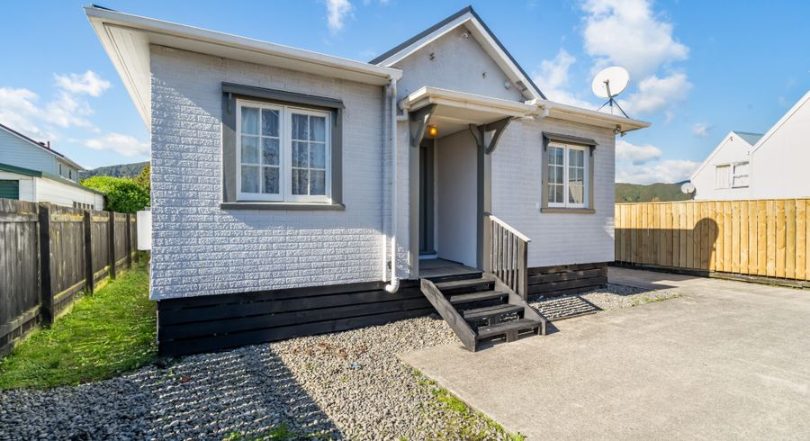  at 124 RANDWICK RD, MOERA, LOWER HUTT