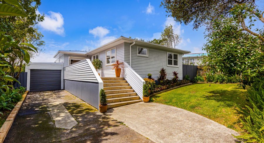  at 18 Taioma Crescent, Te Atatu Peninsula, Auckland