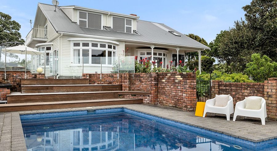  at 533 Devon Street West, Blagdon, New Plymouth, Taranaki
