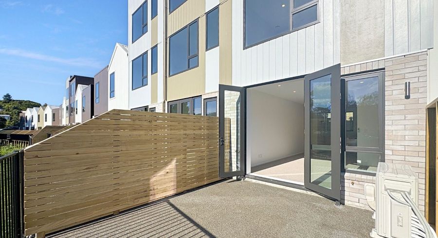  at 19 Ara Paripari, Tawa, Wellington, Wellington