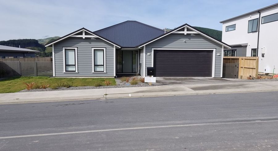  at 74 Hokioi Drive, Kenepuru, Porirua, Wellington