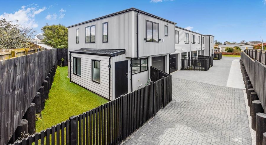  at 10D Tinkler Place, Favona, Manukau City, Auckland