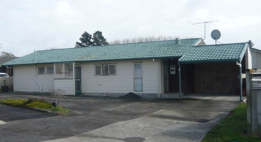 at 16 George Crescent, Buckland, Pukekohe
