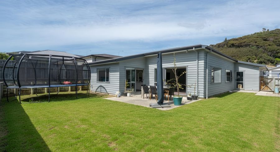  at 14 Moonsail Drive, Whitby, Porirua, Wellington