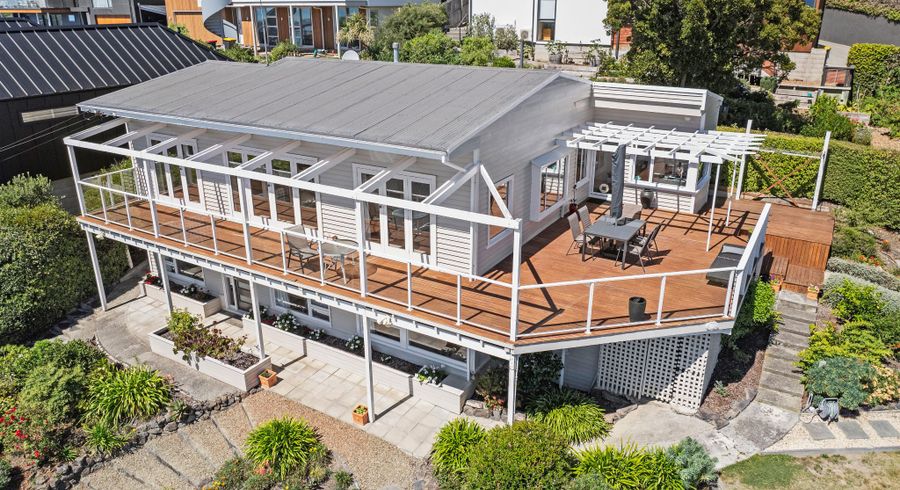  at 24 Maffeys Road, Mount Pleasant, Christchurch City, Canterbury