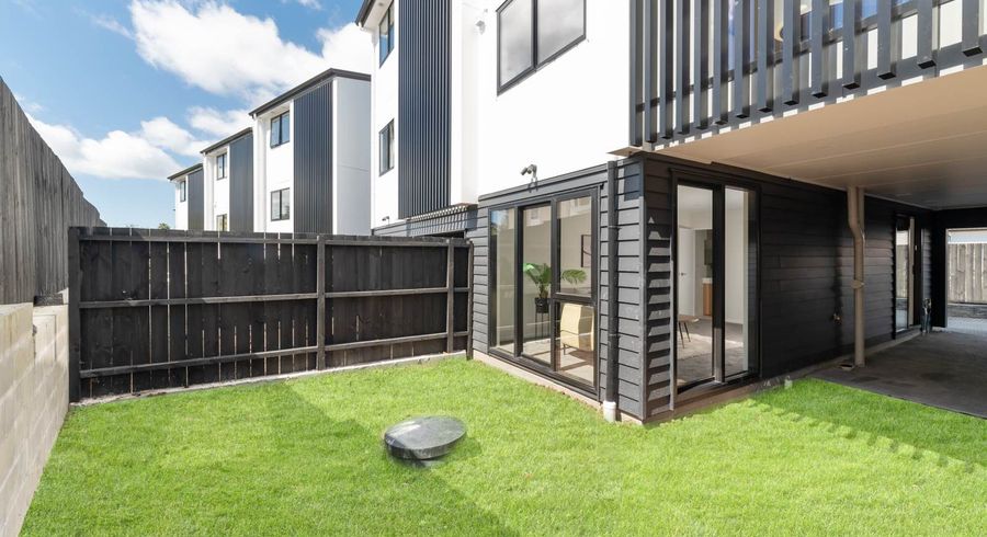  at 5,6,7/2 Choice Avenue, Henderson, Waitakere City, Auckland