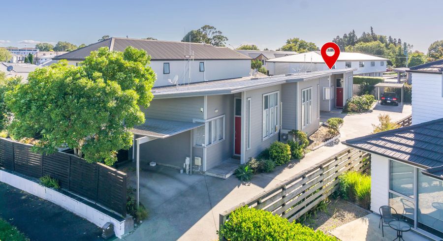  at 37D Jones Crescent, Melville, Hamilton, Waikato