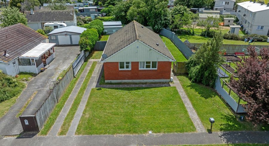  at 11 Brentwood Avenue, Highbury, Palmerston North, Manawatu / Whanganui