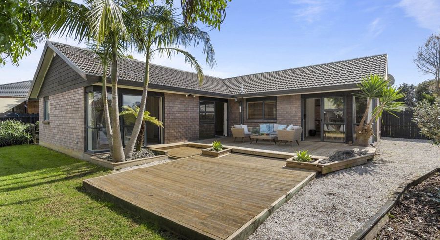  at 22 Davington Way, Burswood, Auckland