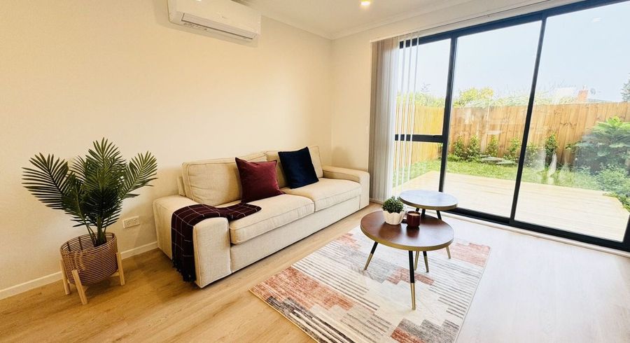  at 2/31 Normandy Place, Henderson, Auckland