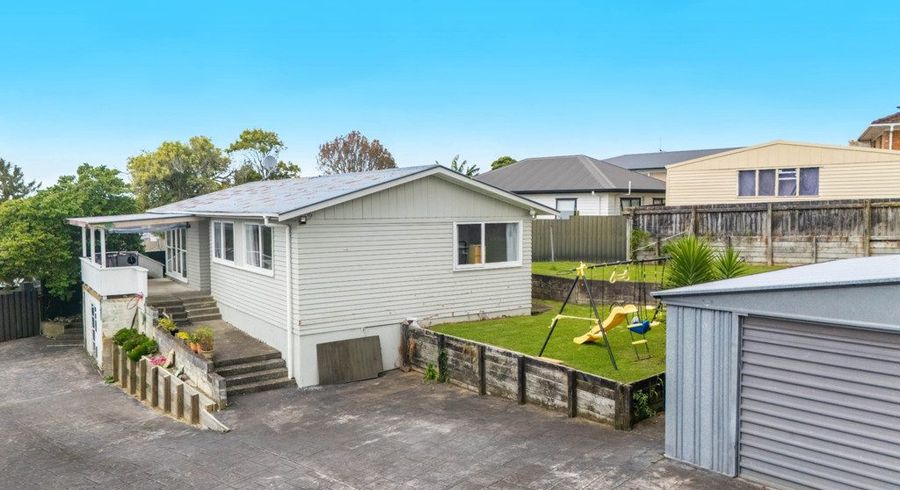  at 6 Valencia Place, Manurewa, Manukau City, Auckland