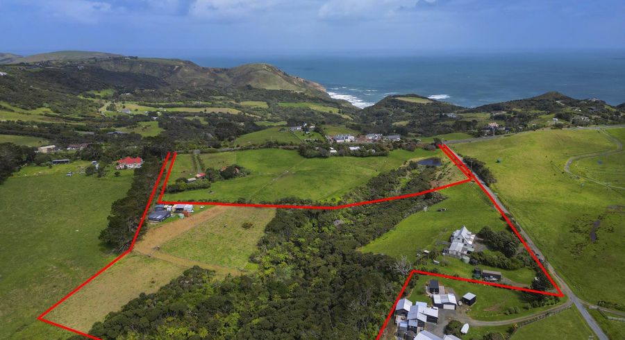  at 512 Oaia Road, Muriwai, Muriwai