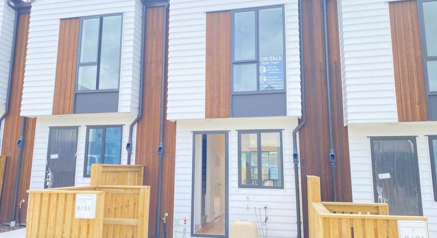  at 8/31 Mahalo Avenue, Wiri, Auckland