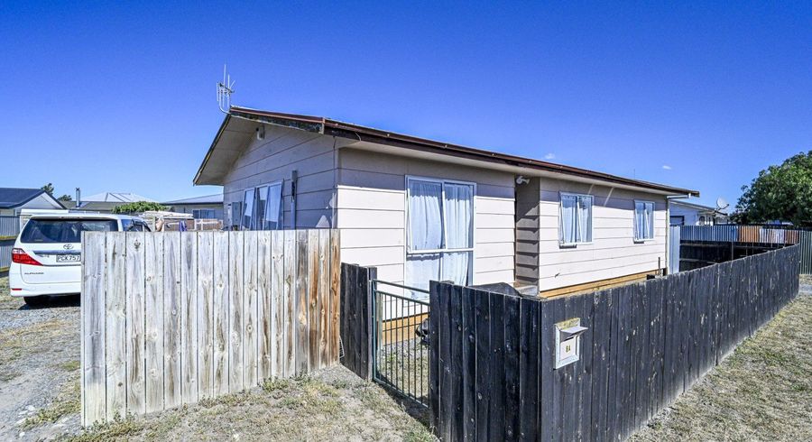  at 8A Arklow Place, Flaxmere, Hastings