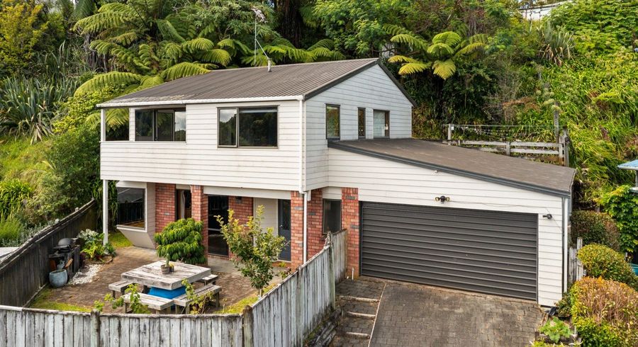  at 33 Beaumont Crescent, Frankleigh Park, New Plymouth, Taranaki