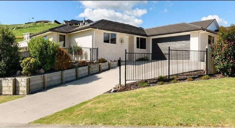  at 2 Bob Carter Place, Welcome Bay, Tauranga, Bay Of Plenty