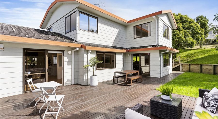  at 1/9 Marigold Place, Mairangi Bay, Auckland