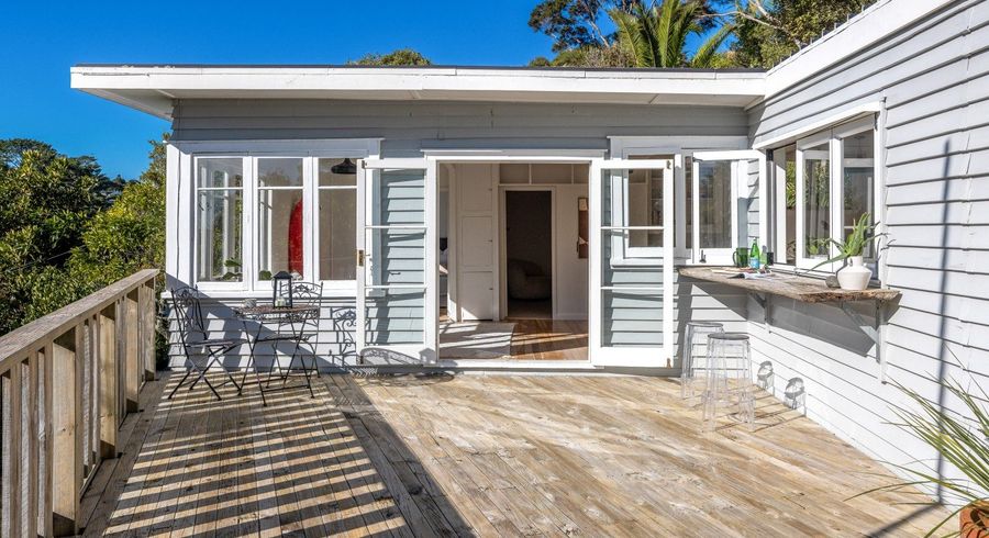  at 184 Ocean View Road, Oneroa, Waiheke Island, Auckland