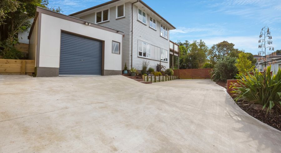  at 12 Takapuwahia Drive, Takapuwahia, Porirua