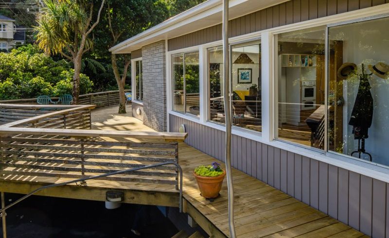  at 1 Kaitawa Road, York Bay, Lower Hutt