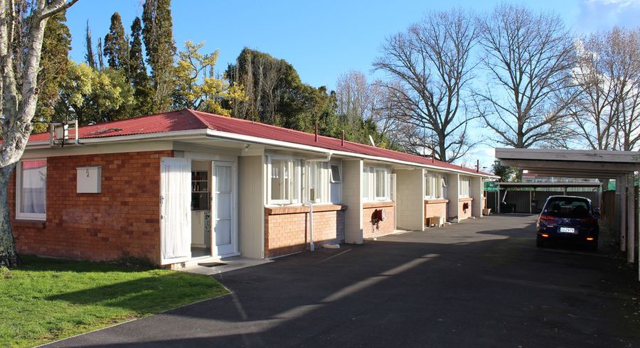  at 33 York Street, Hamilton East, Hamilton