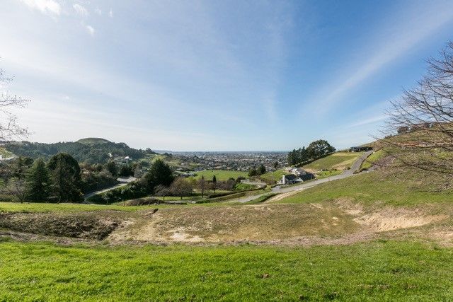  at 4 Te Roera Drive, Taradale, Napier