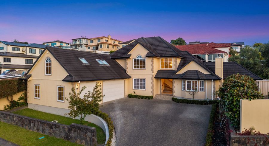  at 13 The Enclave, Totara Heights, Manukau City, Auckland