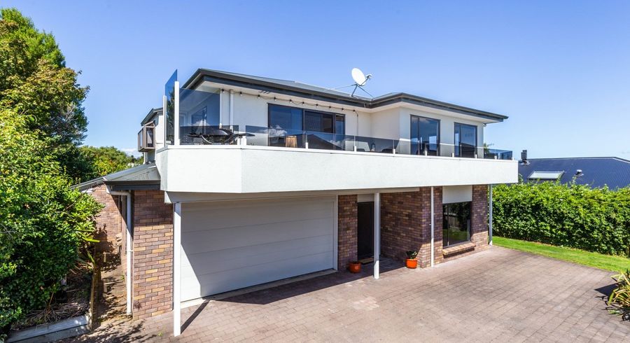  at 2/23 Harvey Street, Waipahihi, Taupō