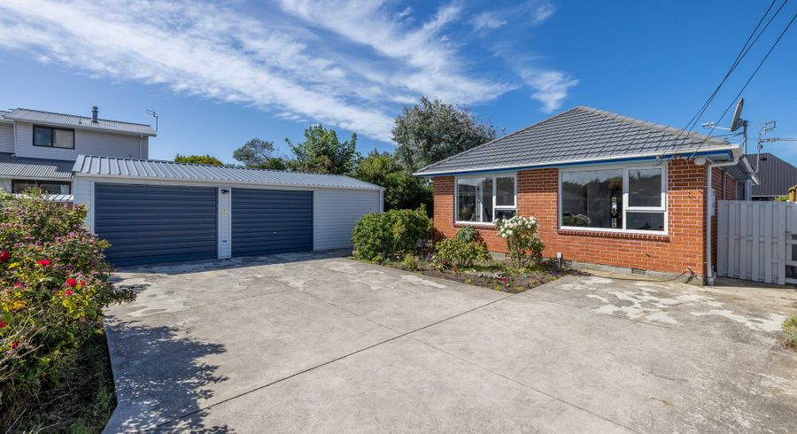  at 393 Pine Avenue, South New Brighton, Christchurch