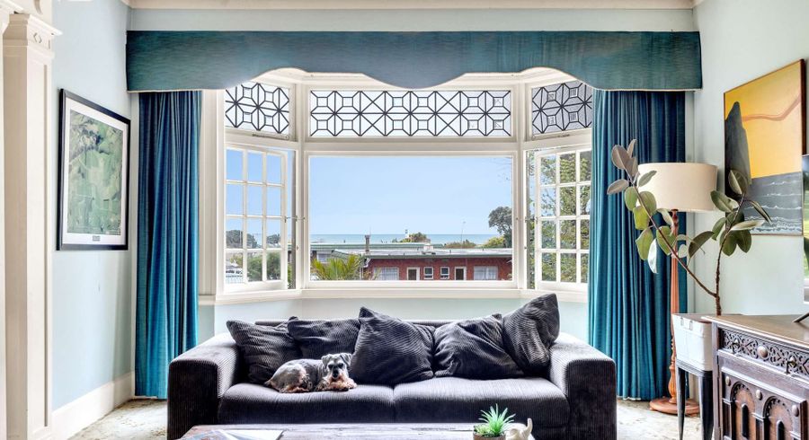  at 353 Devon Street West, Lynmouth, New Plymouth, Taranaki