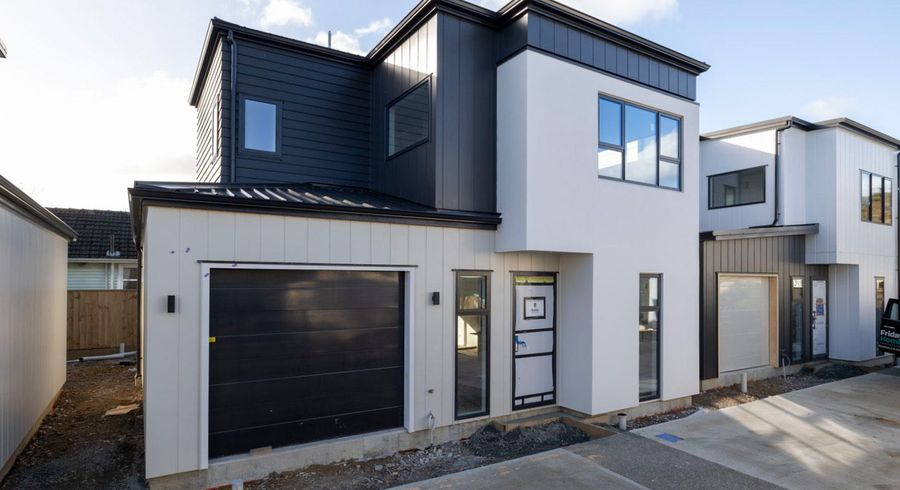  at 994-996 Taita Drive, Avalon, Lower Hutt, Wellington