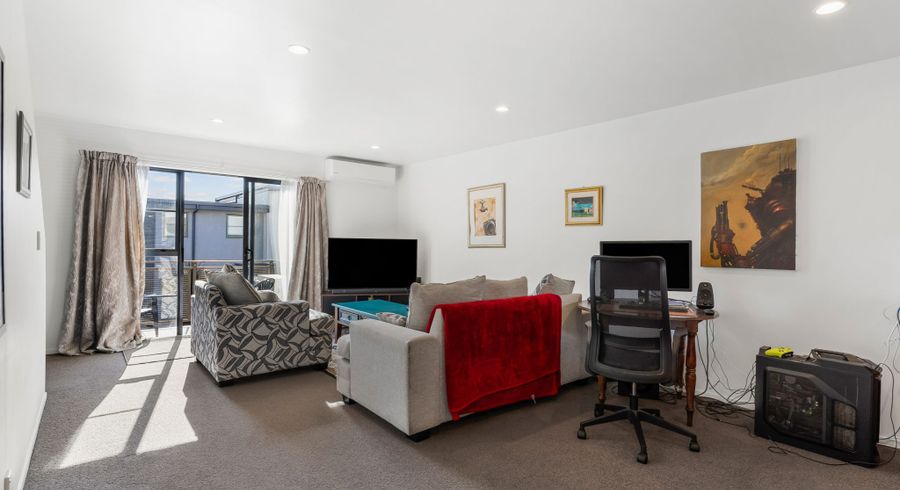  at 8/42 Holly Street, Avondale, Auckland City, Auckland
