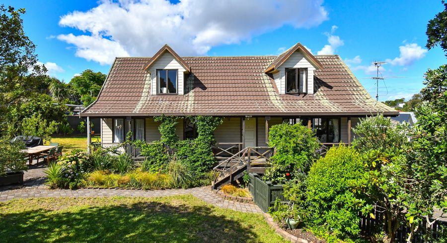  at 1 Photinia Place, Botany Downs, Auckland