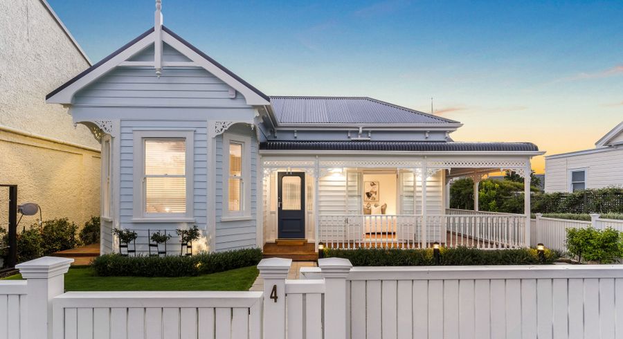  at 4 Clarence Road, Northcote Point, North Shore City, Auckland