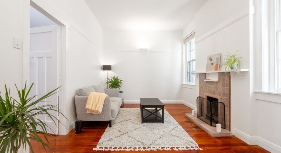  at 2/128 Newton Road, Newton, Auckland City, Auckland