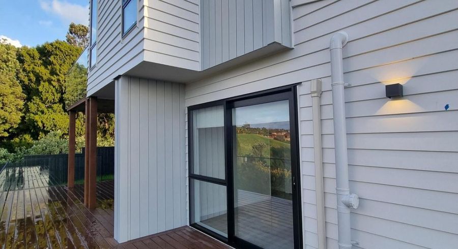 at 13 Grand Ridge Avenue, Flat Bush, Auckland