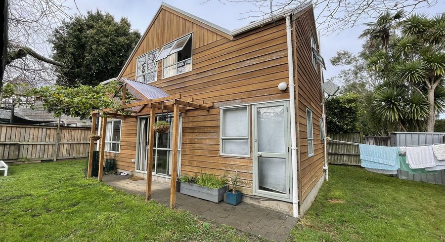  at 5/5 Kamahi Street, Mount Eden, Auckland