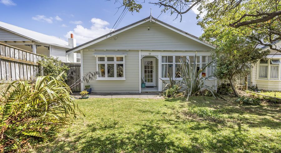  at 14 Lonsdale Crescent, Rongotai, Wellington