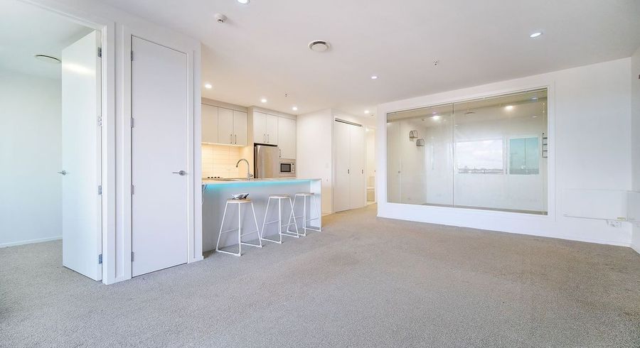  at 104/6 Waikumete Road, Glen Eden, Waitakere City, Auckland