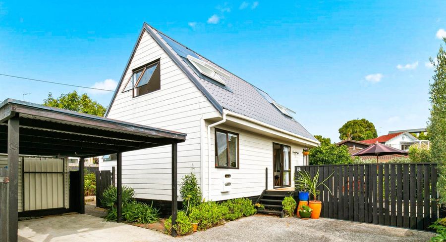  at 7A Carlton Street, Hillsborough, Auckland City, Auckland